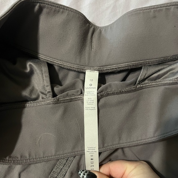 Ready to Rulu Lilac pants - Picture 3 of 5